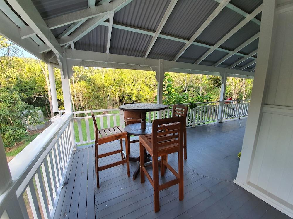 Airlie Beach Eco Cabins