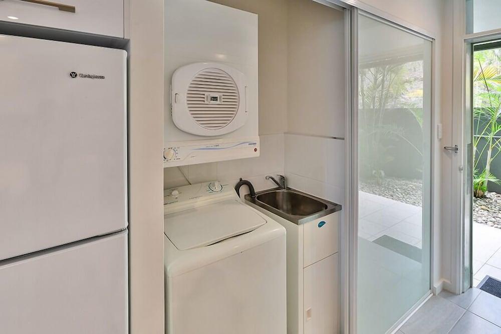 Hibiscus Apartments on Hamilton Island
