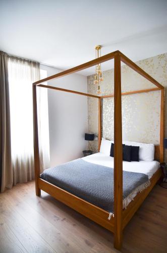 Lainez Boutique B&B