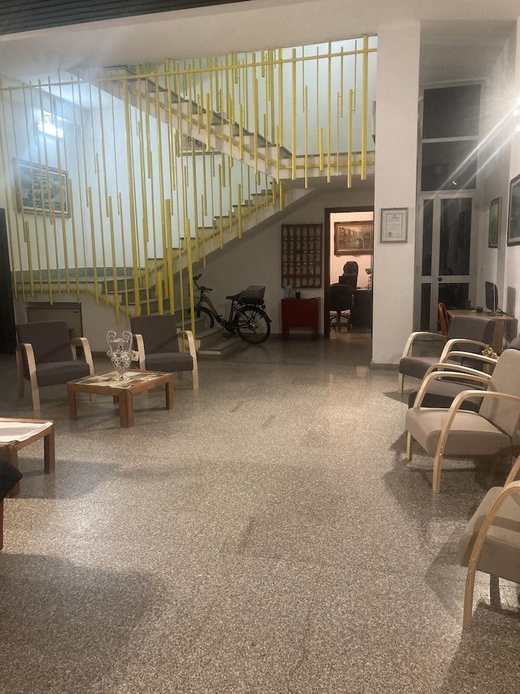 Hotel Lancora