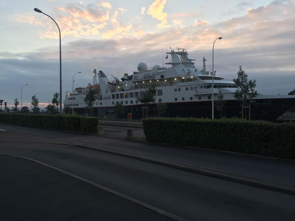 Hotel Restaurant Le Phare