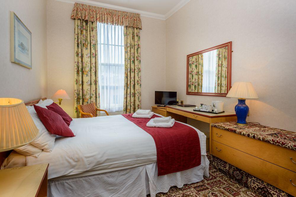 Russell Hotel - Daish'S Holidays