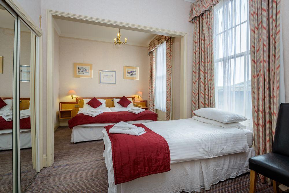 Russell Hotel - Daish'S Holidays