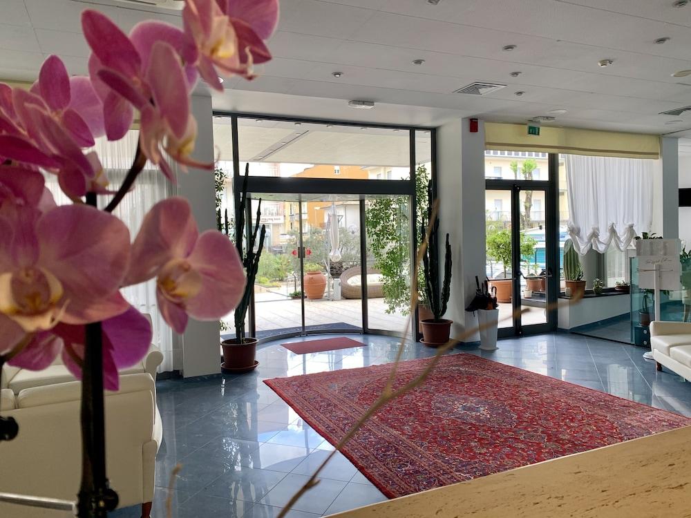 Hotel Nord Est