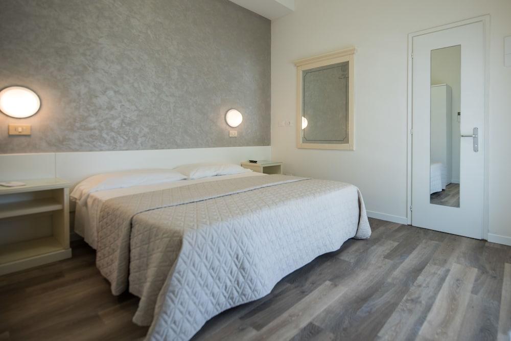 Hotel Cristina