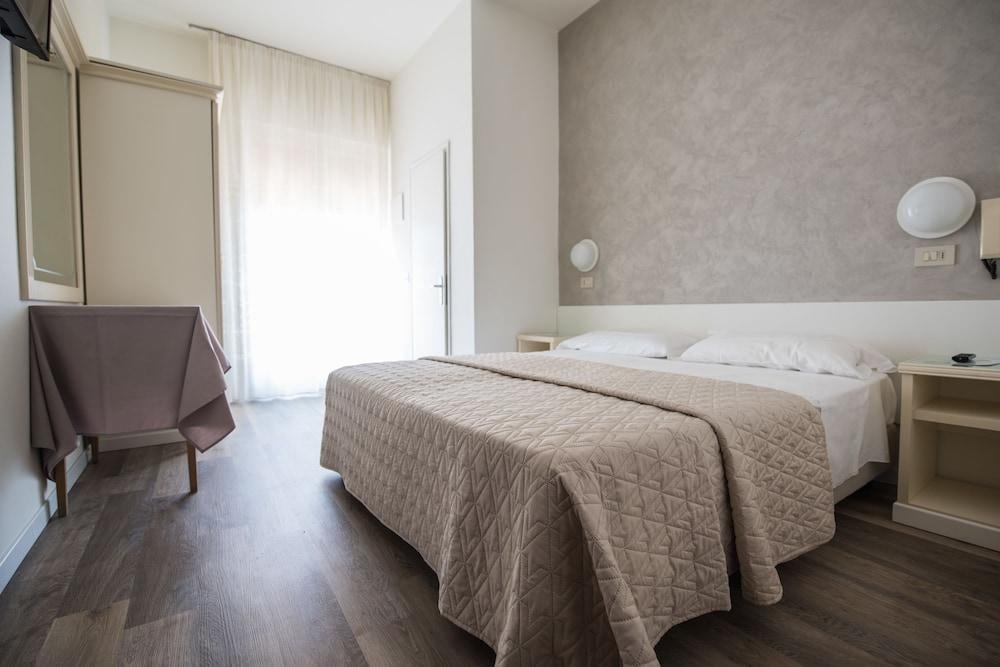 Hotel Cristina