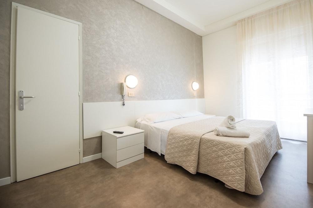 Hotel Cristina