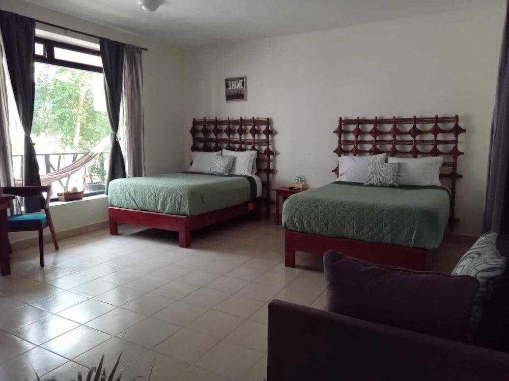 Pier Hotel Bacalar