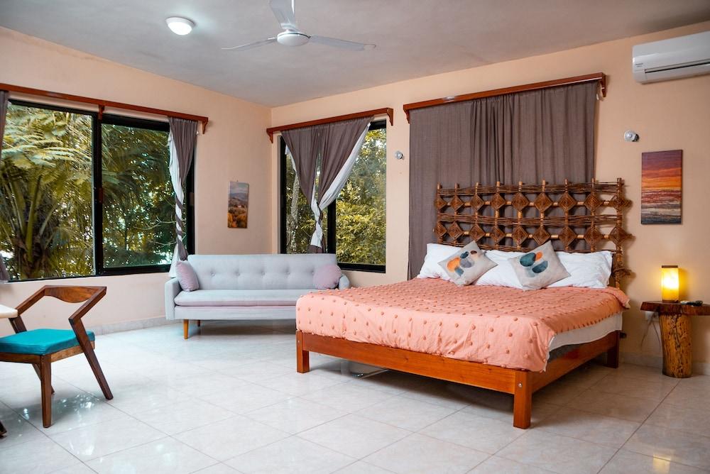 Pier Hotel Bacalar