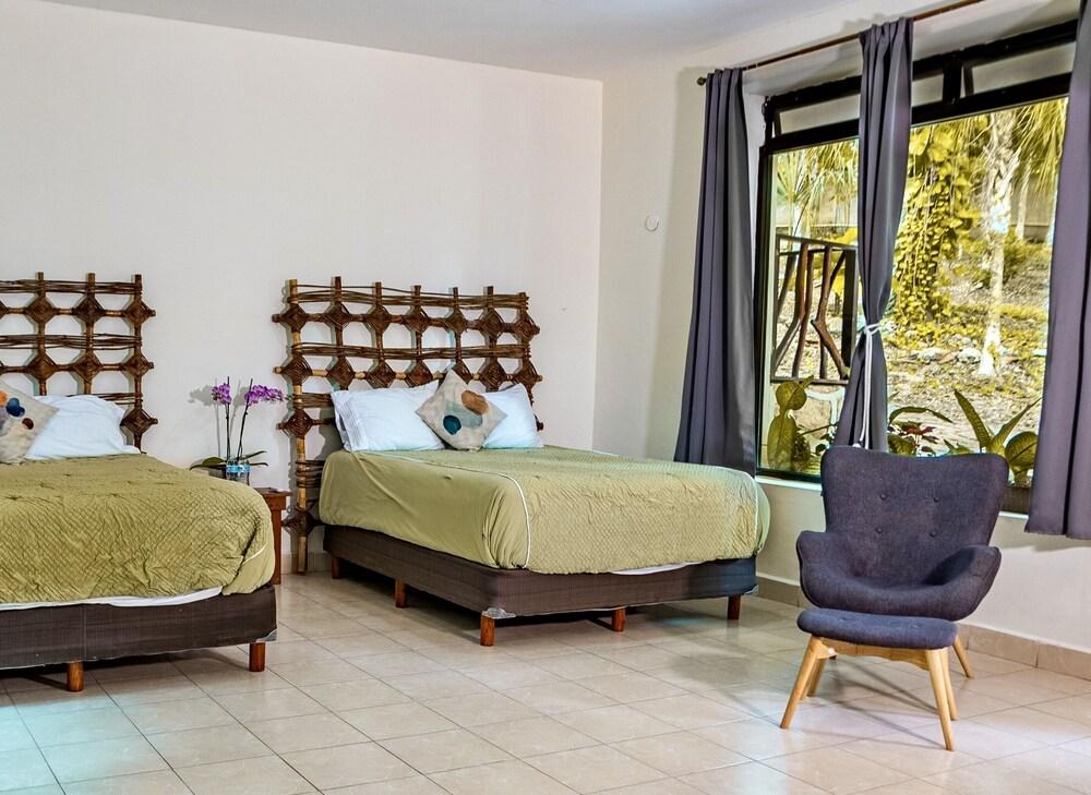 Pier Hotel Bacalar