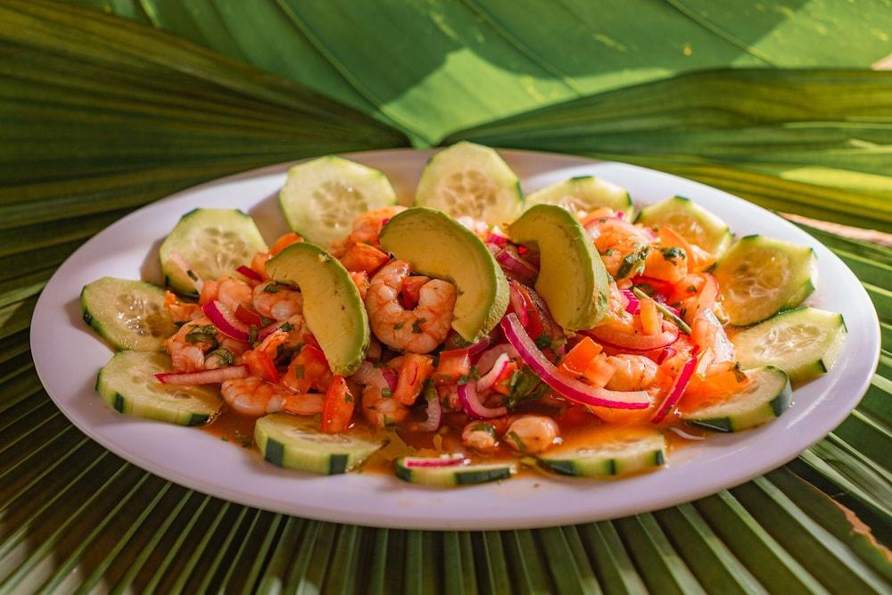 Pier Hotel Bacalar