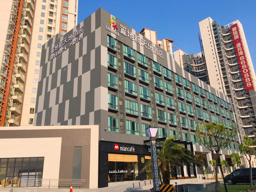 Landmark Hotel