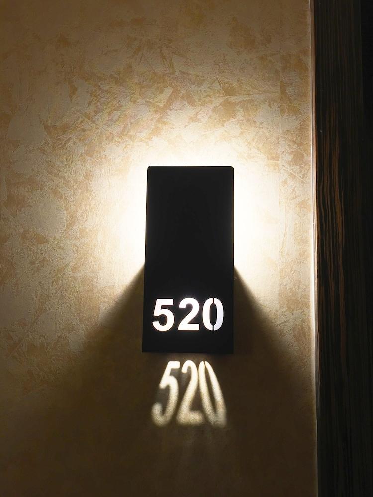 Landmark Hotel