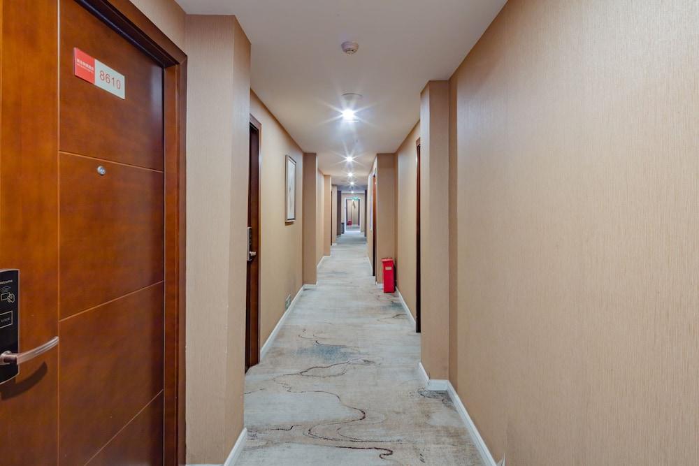 Chengdu Pinyi Minsheng Holiday Hotel