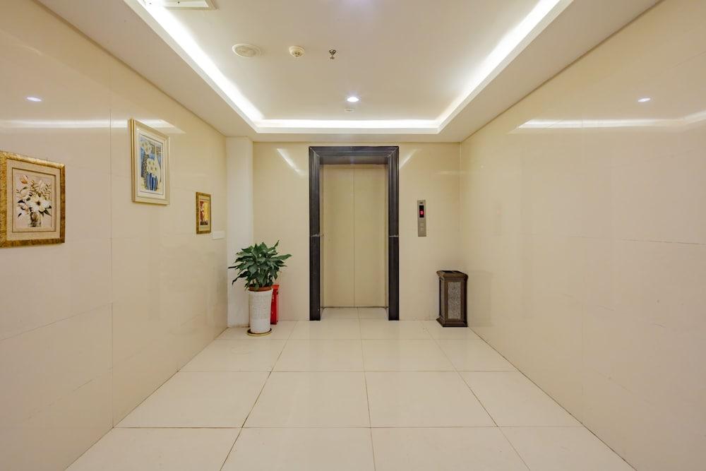 Chengdu Pinyi Minsheng Holiday Hotel
