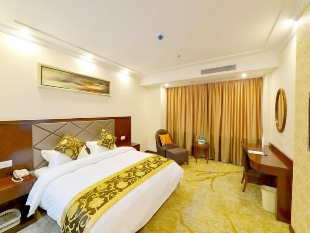 Greentree Inn Wuxi Xidong Xincheng High Speed Rail East Station Hotel