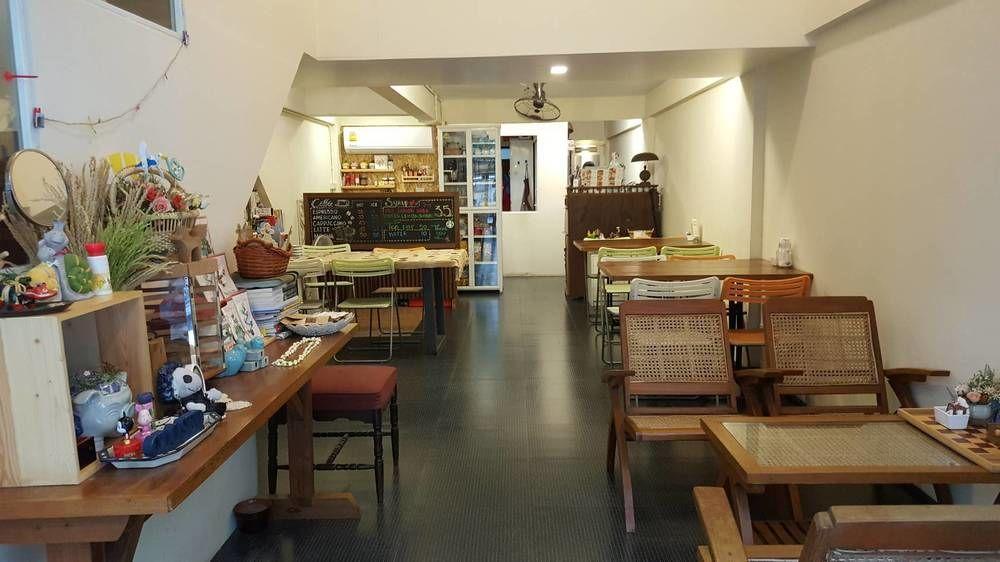 The Commonroom CNX