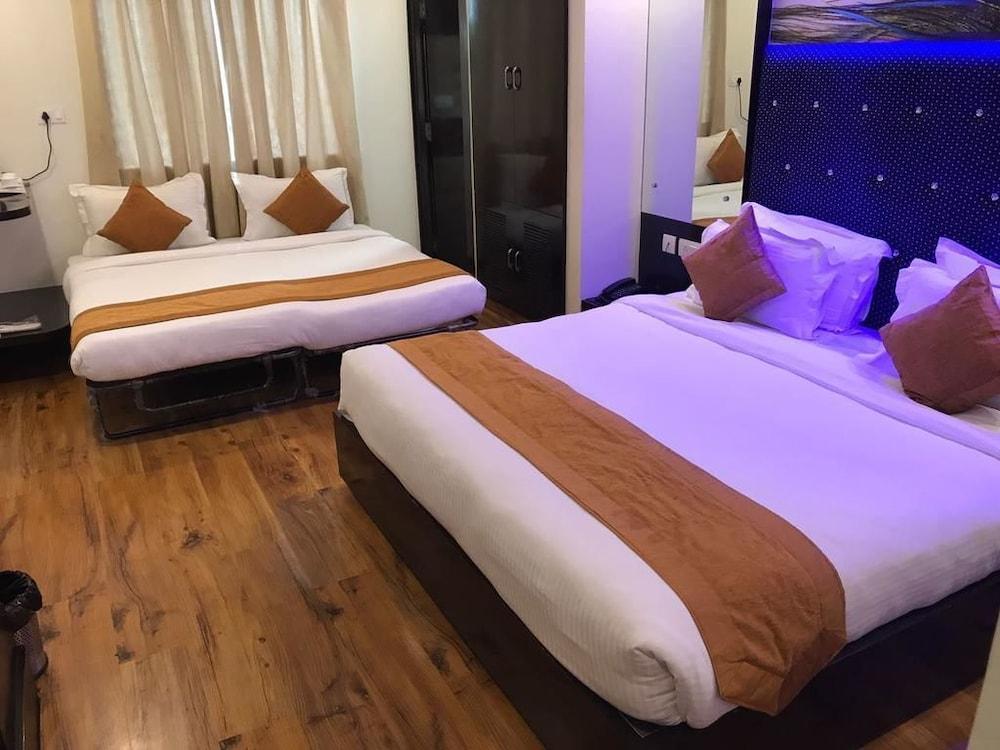 Hotel Pearl Blue