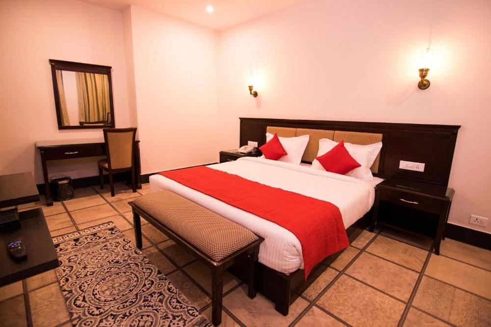 Shaantam Resort