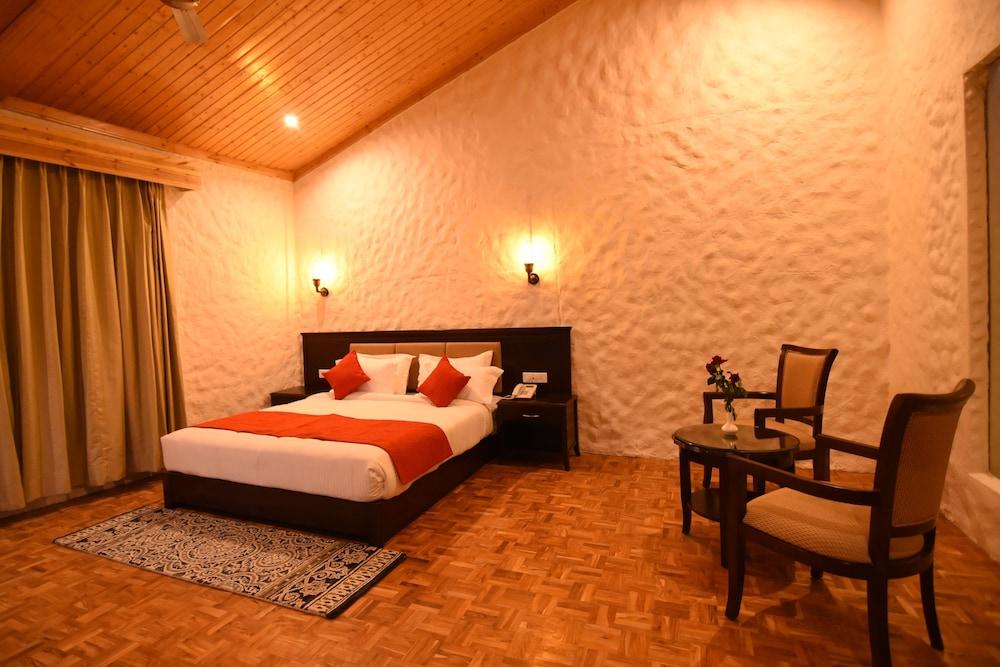 Shaantam Resort
