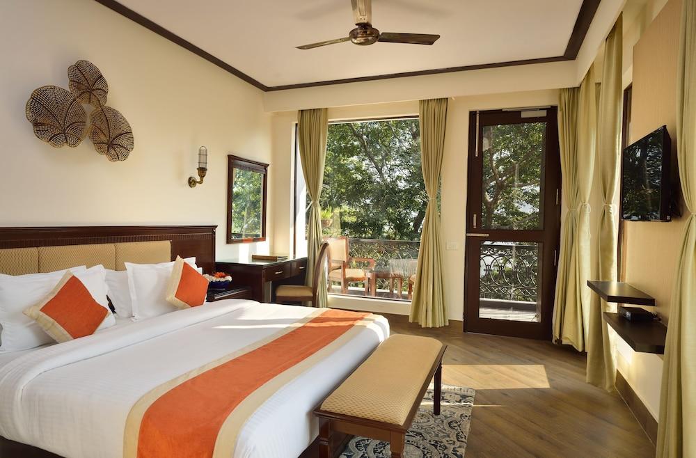 Shaantam Resort