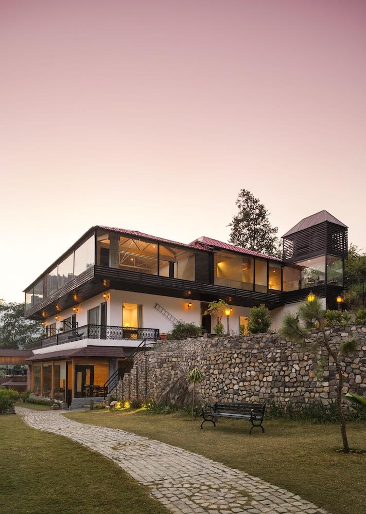 Shaantam Resort