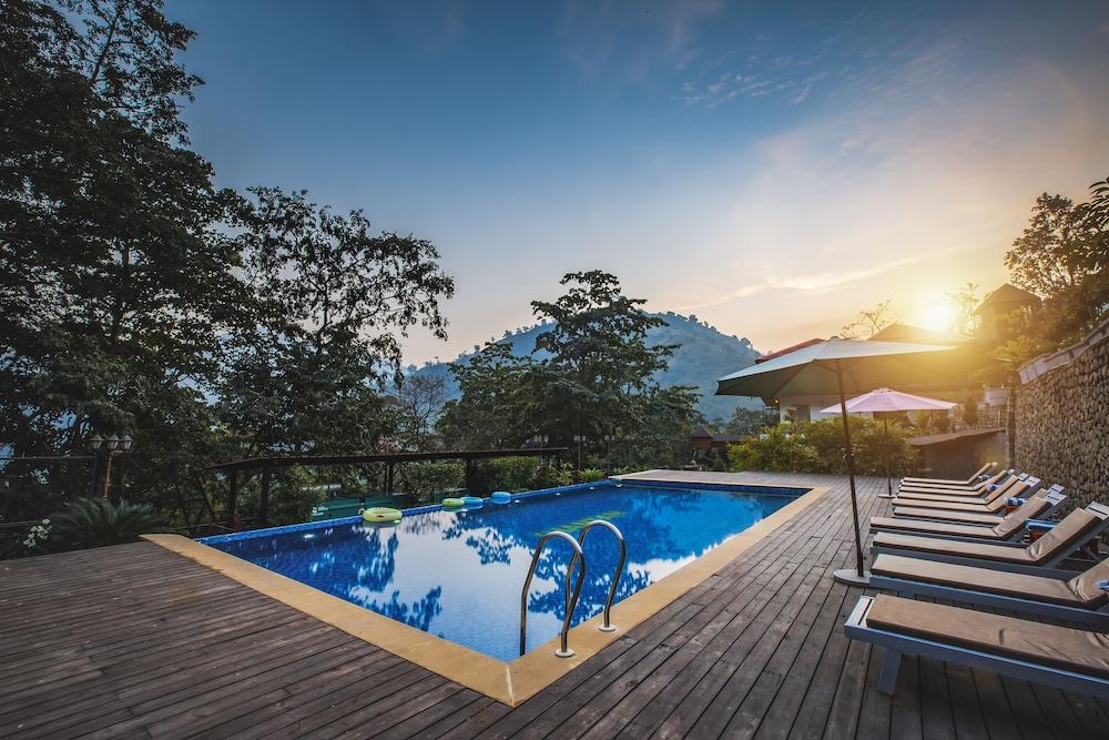 Shaantam Resort