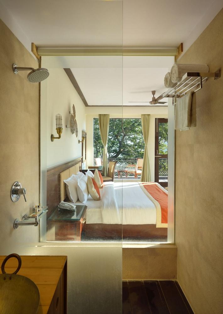 Shaantam Resort
