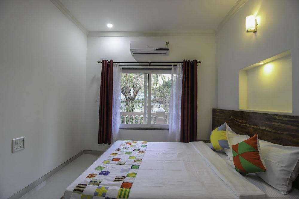 OYO Home 10966 Poolside Paradise 2BHK
