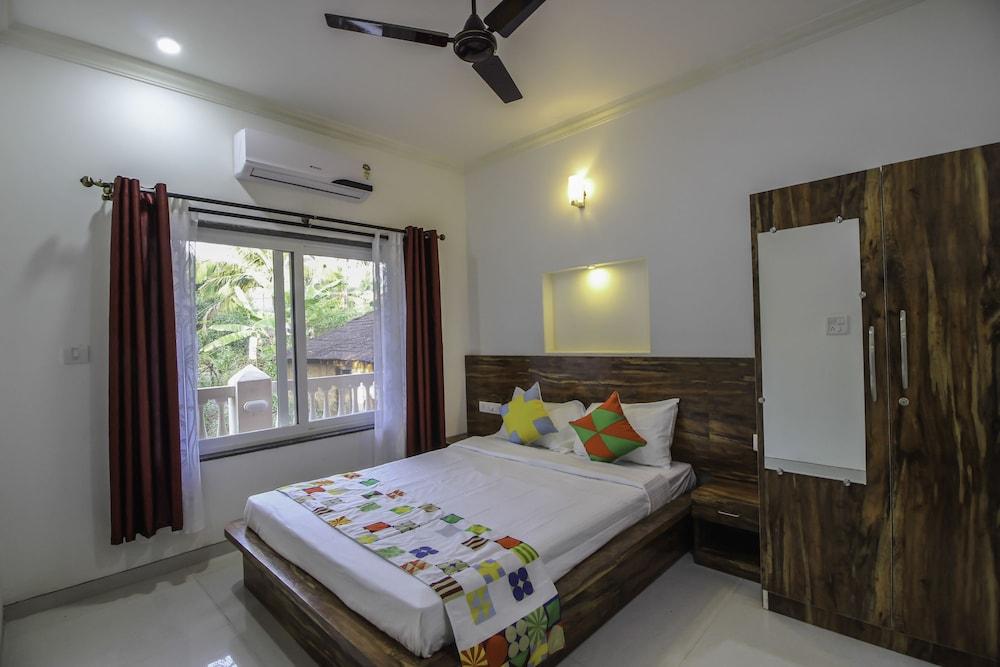 OYO Home 10966 Poolside Paradise 2BHK