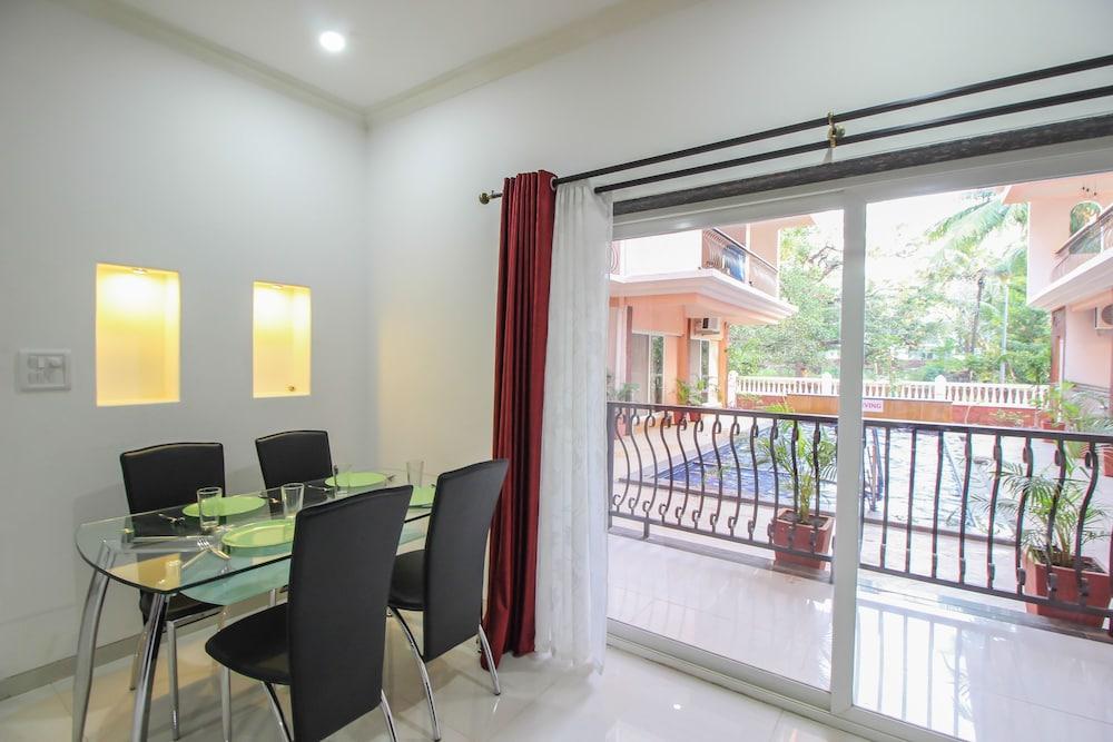 OYO Home 10966 Poolside Paradise 2BHK