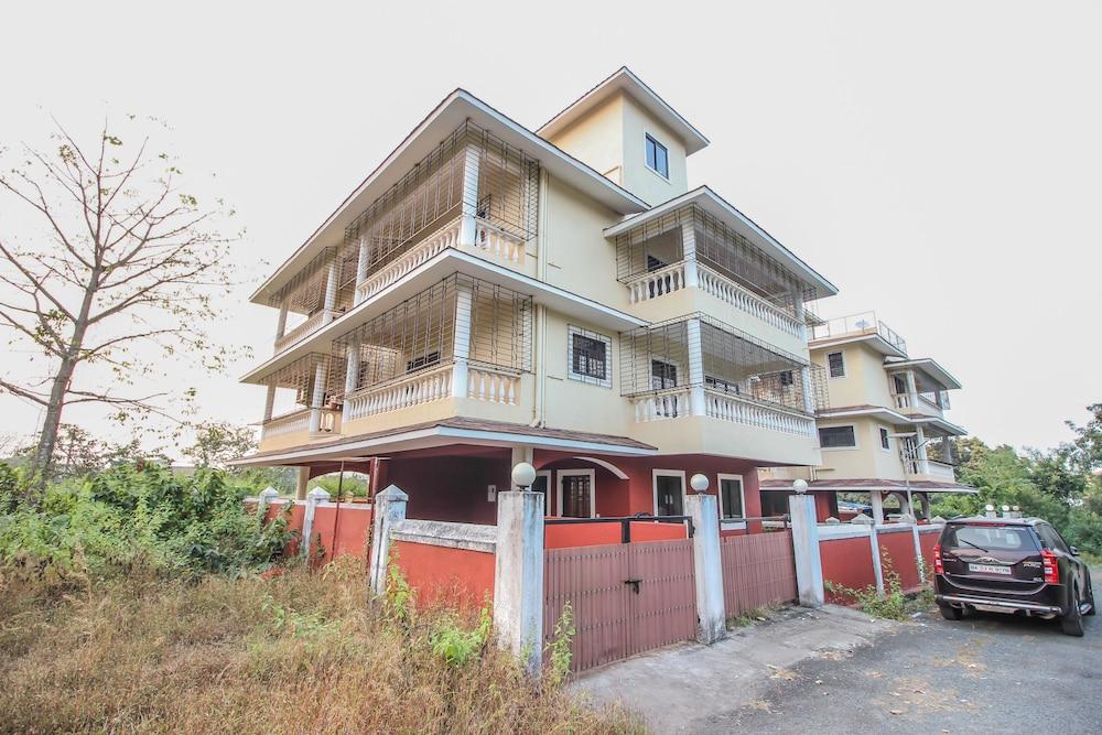 OYO 10402 Home 4BHK Villa Panjim Old Goa Highway