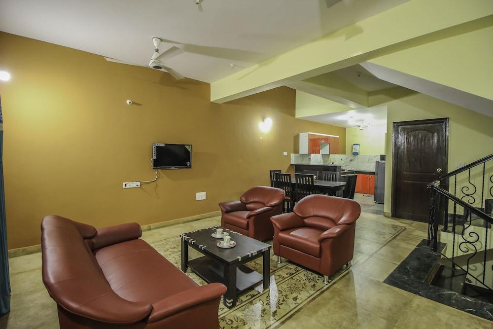 OYO 10402 Home 4BHK Villa Panjim Old Goa Highway