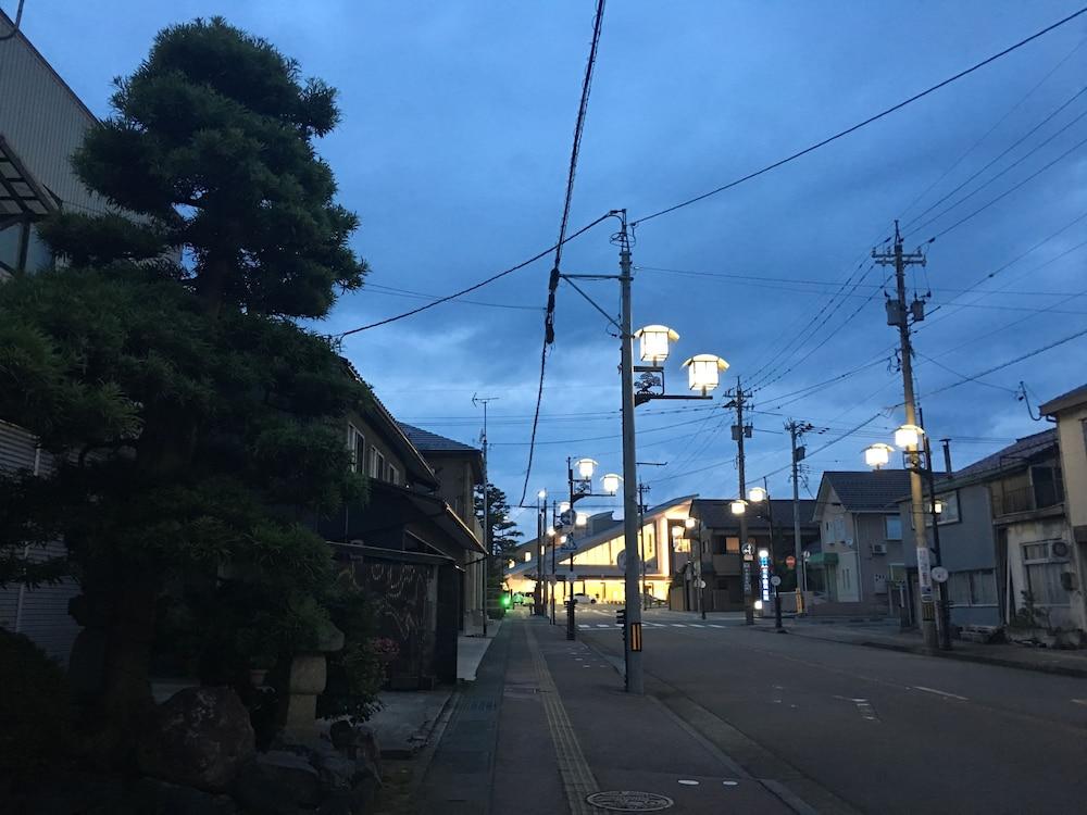 B&B Neagari