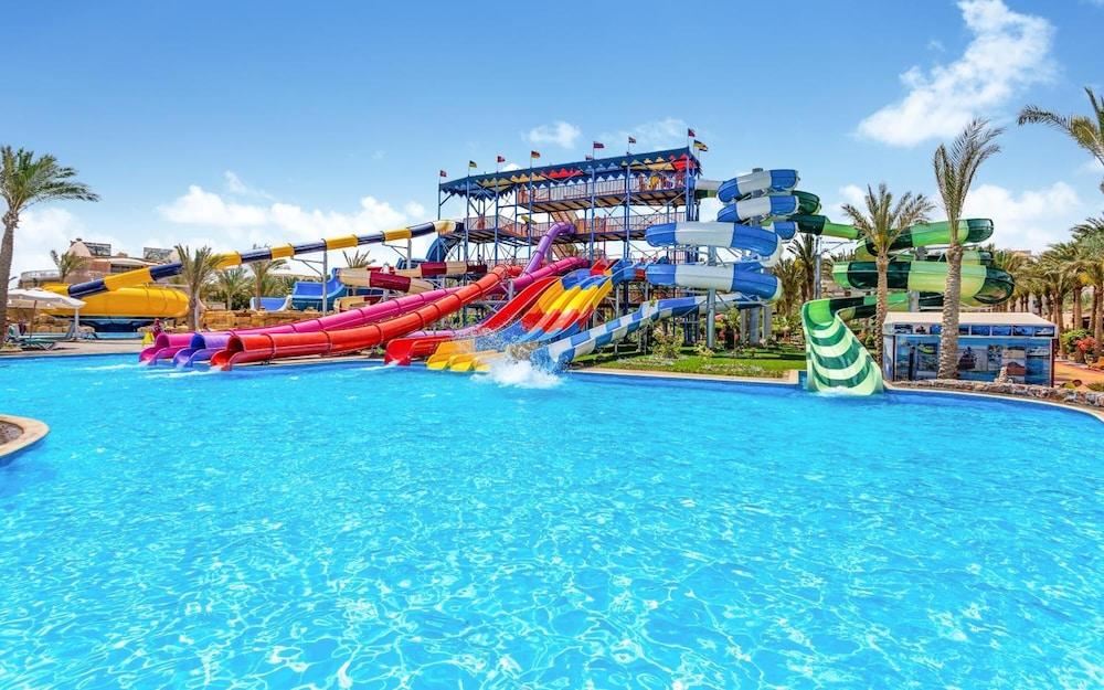Hawaii Riviera Club Aqua Park