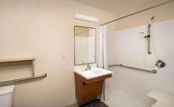 WoodSpring Suites Allentown