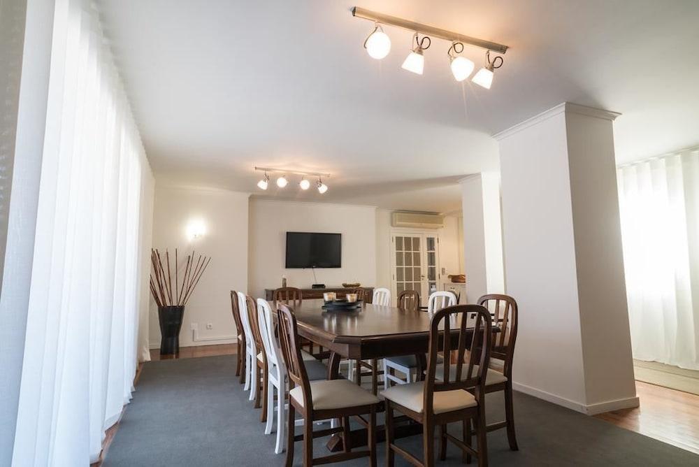 Arts in Penthouse Apartments Til Sol