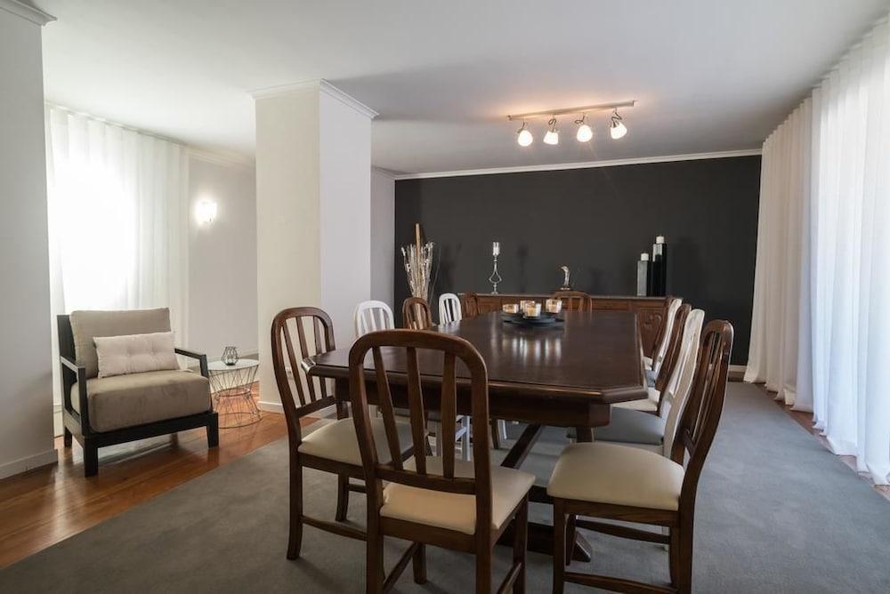 Arts in Penthouse Apartments Til Sol