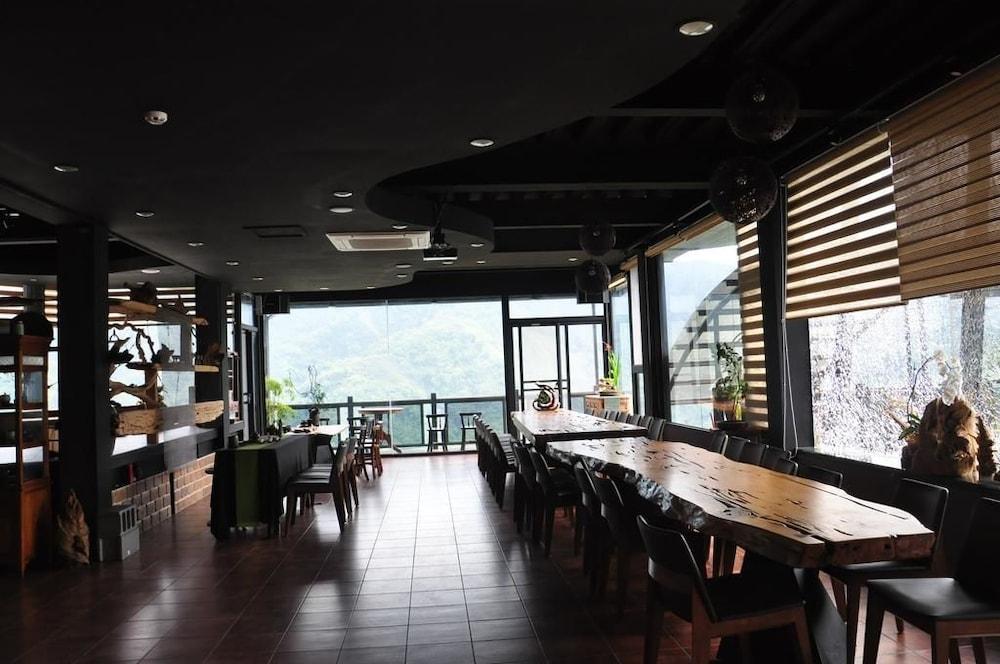 Rensheng Resort