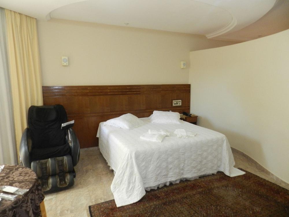 Paradise Inn Hotel