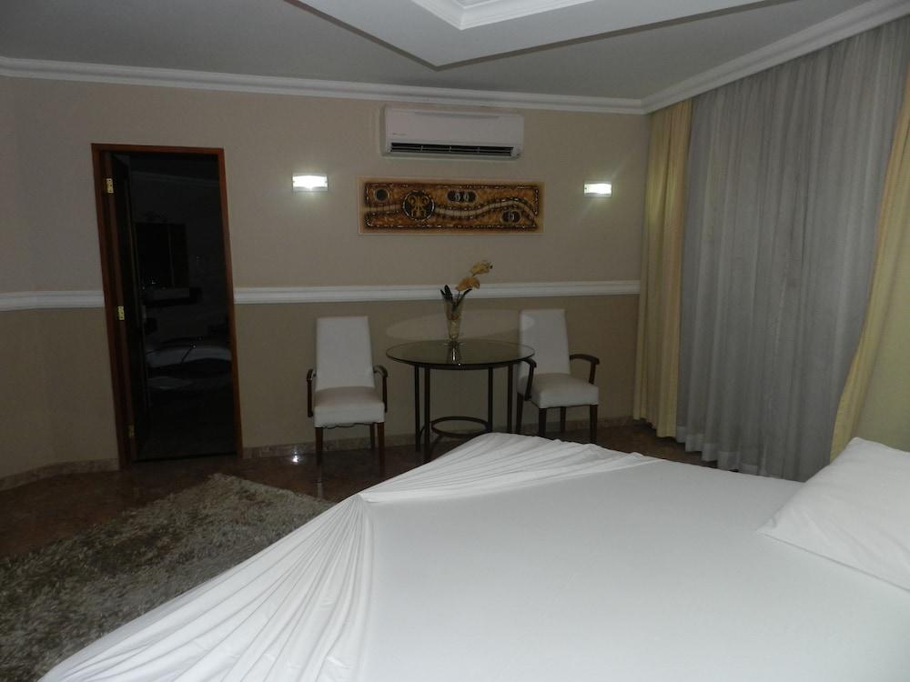 Paradise Inn Hotel