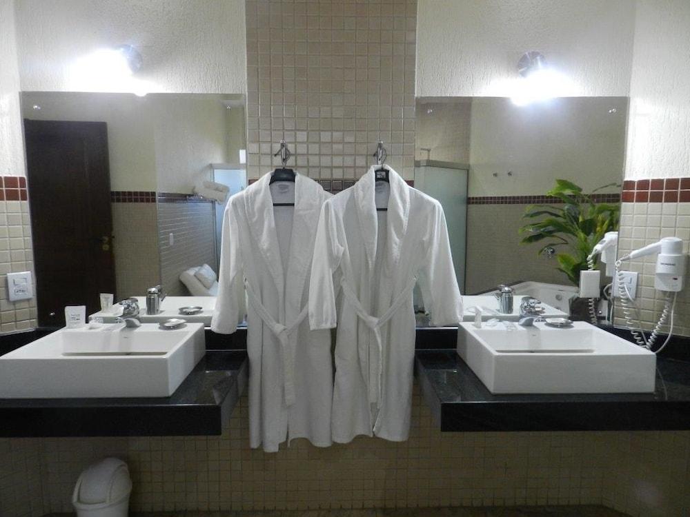 Paradise Inn Hotel