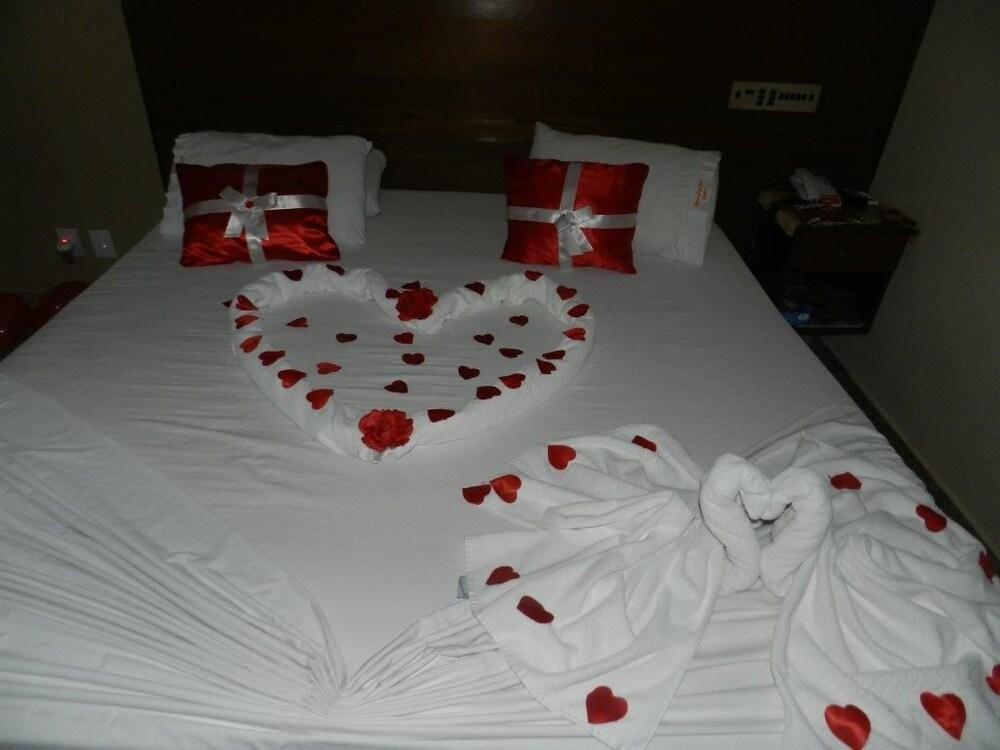 Paradise Inn Hotel