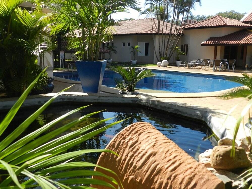 Paradise Inn Hotel