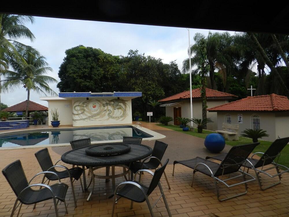 Paradise Inn Hotel