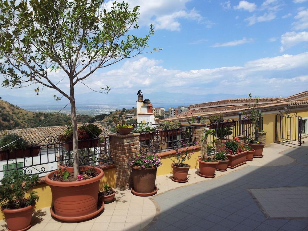 La Terrazza Bed & Breakfast