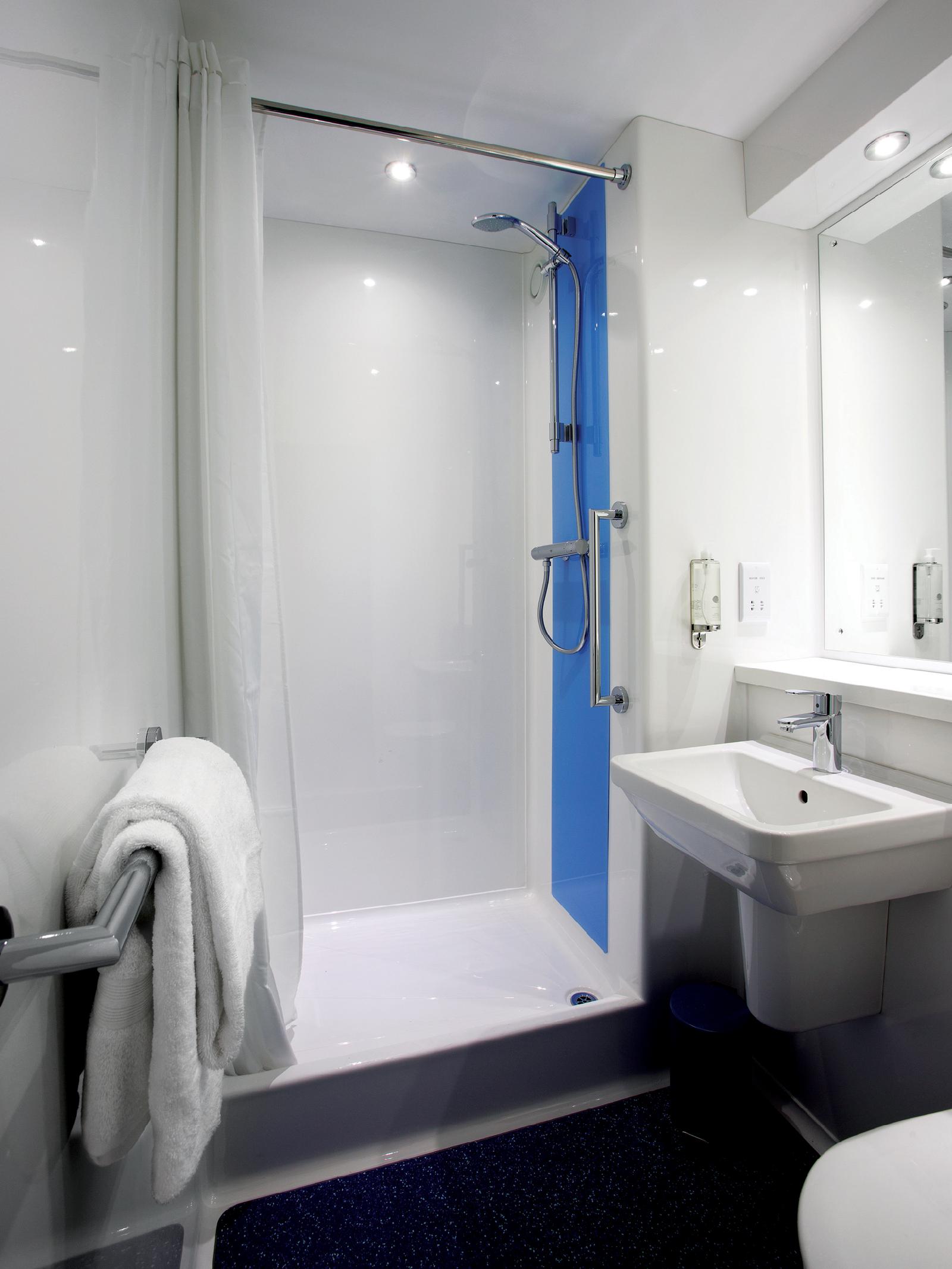 Travelodge London Raynes Park