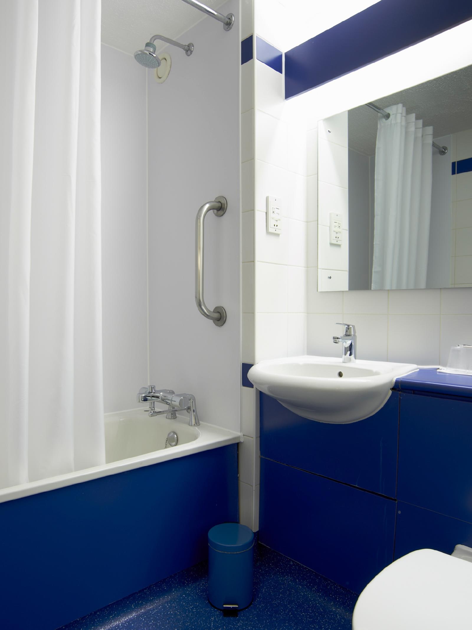 Travelodge London Raynes Park