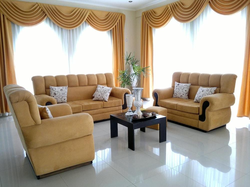 Hotel Ganesh Srl