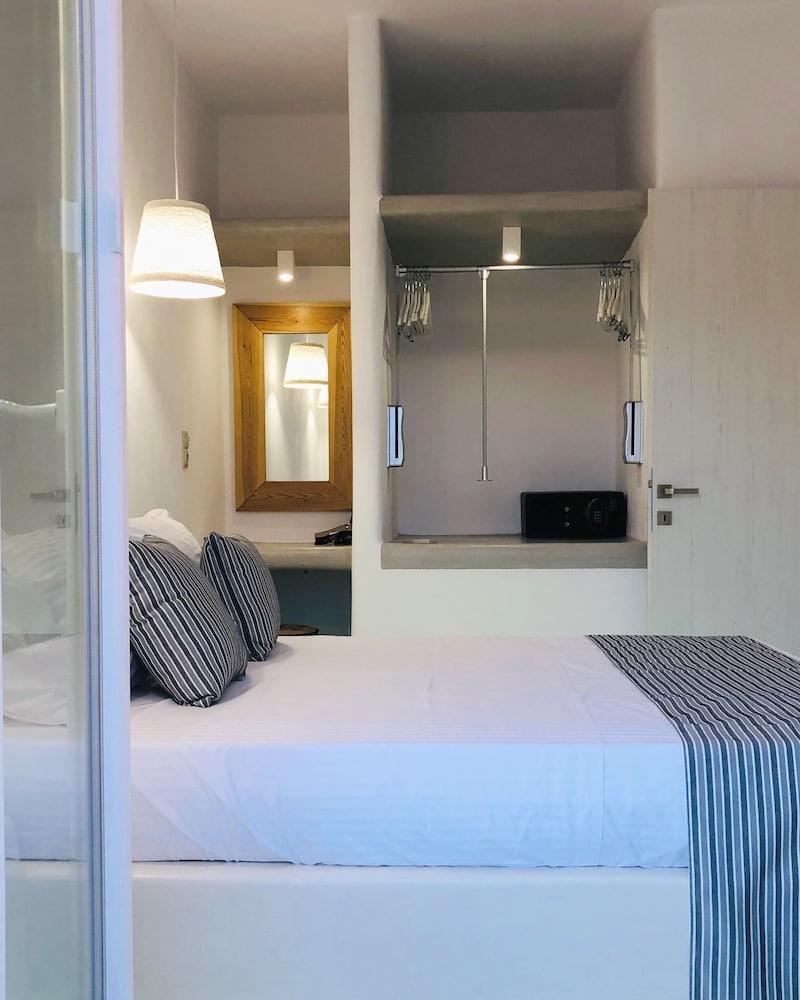 Blu August Private Residences